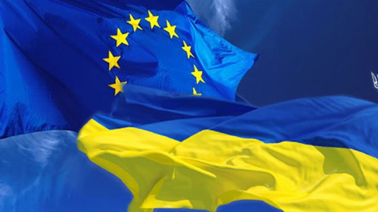 Украина должна получить €35 миллиардов нового кредита ЕС до конца года